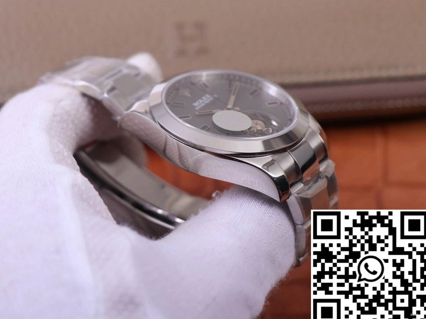 Design 116400 Base watch case Noir Label Factory Silver Replica LNT01HS-001 Rolex JB Milgauss 0109